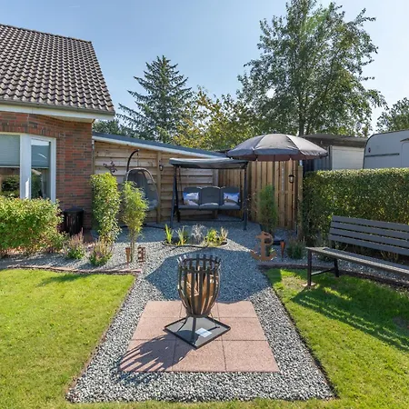 Holiday home Jule Ahoi Stedesand